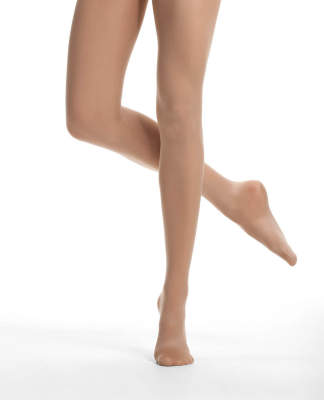 Оның юбкасының астынан кисканың суреті